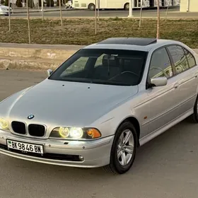 BMW E39 2000
