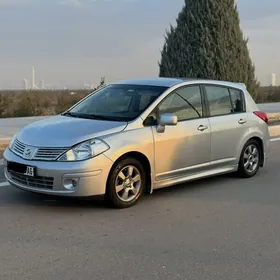 Nissan Versa 2010