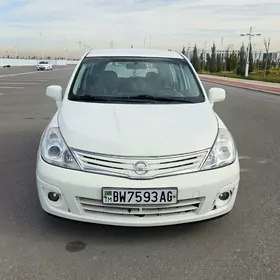 Nissan Versa 2009