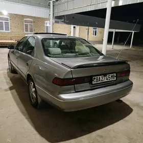 Toyota Camry 1998