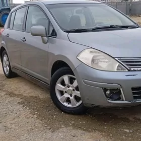 Nissan Versa 2010