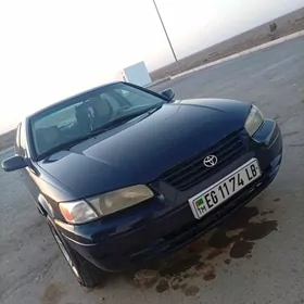 Toyota Camry 1999