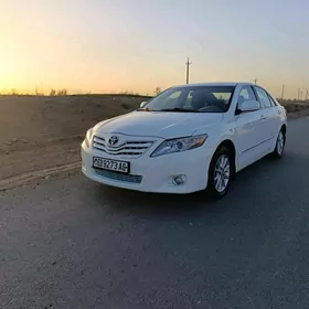 Toyota Camry 2011