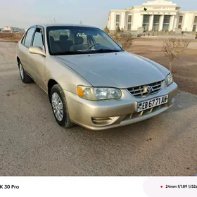 Toyota Corolla 2000