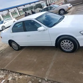 Toyota Camry 1999