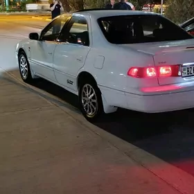 Toyota Camry 1999