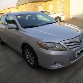 Toyota Camry 2010