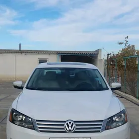 Volkswagen Passat 2013