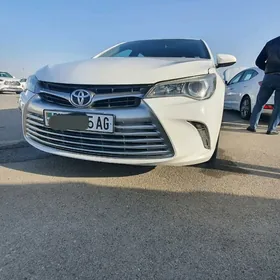 Toyota Camry 2017