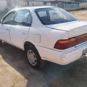Toyota Corolla 1992