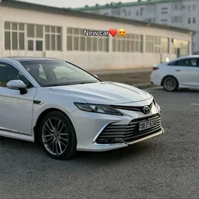 Toyota Camry 2020