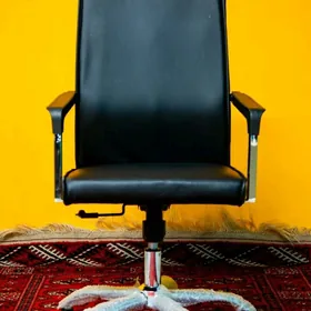 Koza kreslo.Кресло кожа