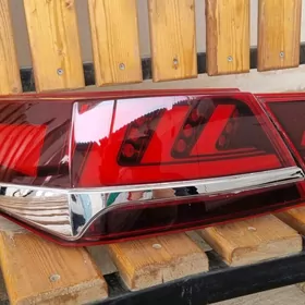 camry 18-24 yzky fara