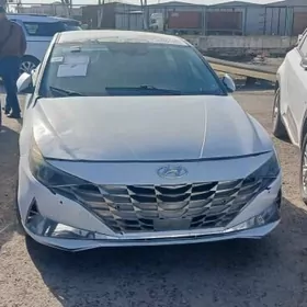 Hyundai Elantra 2021