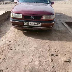 Opel Vectra 1993