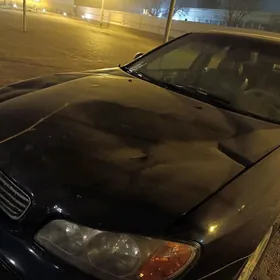 Nisan infiniti kapot