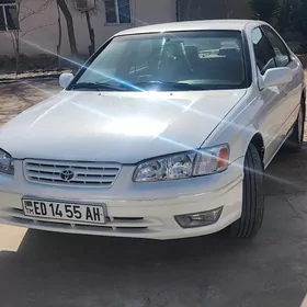 Toyota Camry 2000