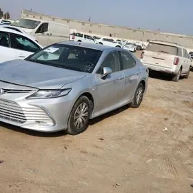 Toyota Camry 2022