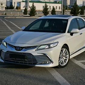 Toyota Camry 2018