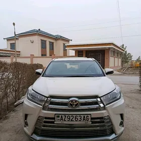 Toyota Highlander 2017