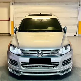 Volkswagen Touareg 2014