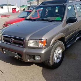 Nissan Pathfinder 2004