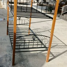 двух ярысный крават