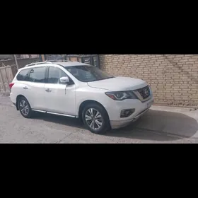 Nissan Pathfinder 2019