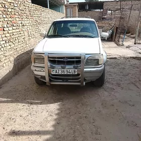Ford Explorer 1996