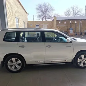 Toyota Highlander 2010