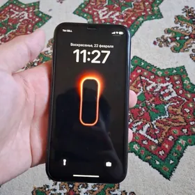 iPhone XR pam64 yom84% obmen