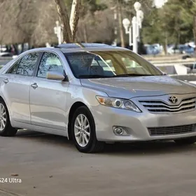 Toyota Camry 2011