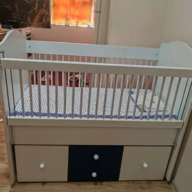 кроватка детская