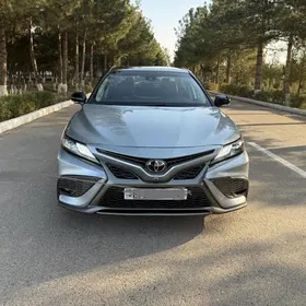 Toyota Camry 2023