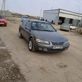 Toyota Camry 1998