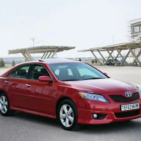 Toyota Camry 2010
