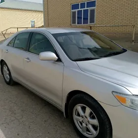 Toyota Camry 2010