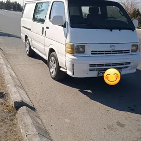 Toyota Hiace 1999