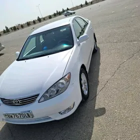 Toyota Camry 2004