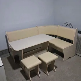 кухонный уголок