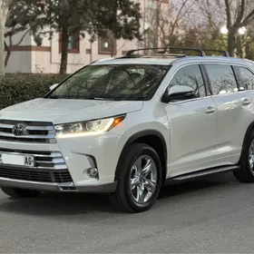 Toyota Highlander 2019