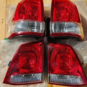 Задние  фары  Land Kruzer 200