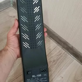 LED осветитель/Çyra