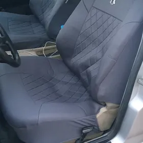 Mercedes-Benz 230E 1990