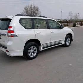 Toyota Land Cruiser Prado 2015