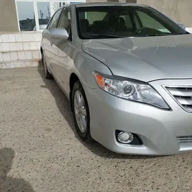 Toyota Camry 2011