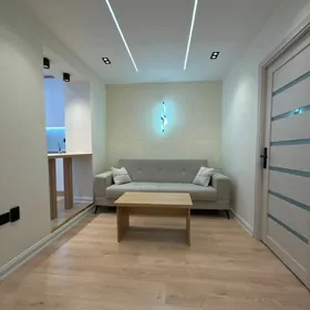 Englis Центр merkez 2kom 1etaž