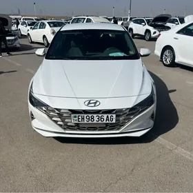 Hyundai Elantra 2021