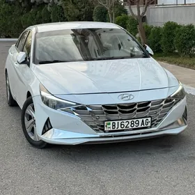 Hyundai Elantra 2021
