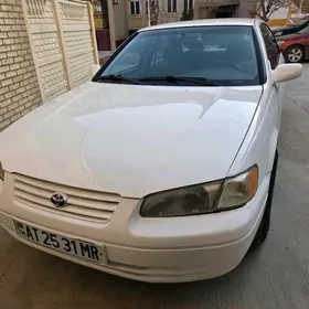Toyota Camry 1999